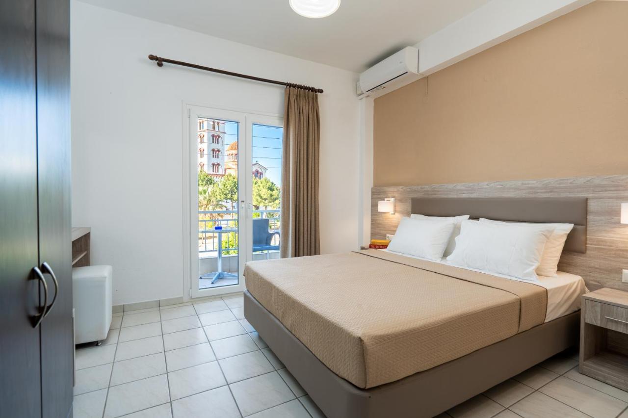 Hotel Grekas Néoi Póroi Eksteriør billede